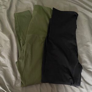 Women's Black and Green Leggings
